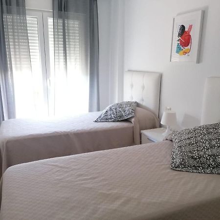 Agradable Casa Adosada Con Piscina Zahara de los Atunes Kültér fotó