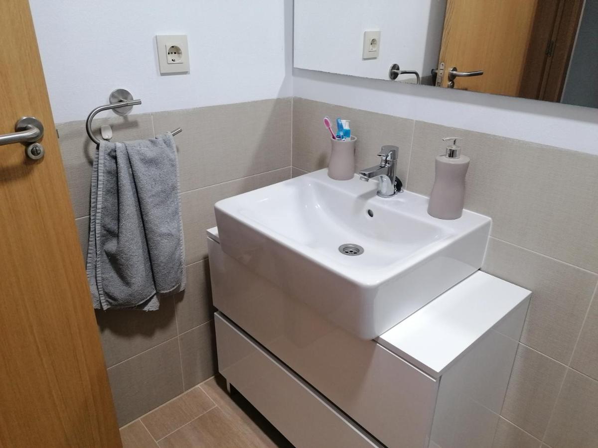 Agradable Casa Adosada Con Piscina Zahara de los Atunes Kültér fotó